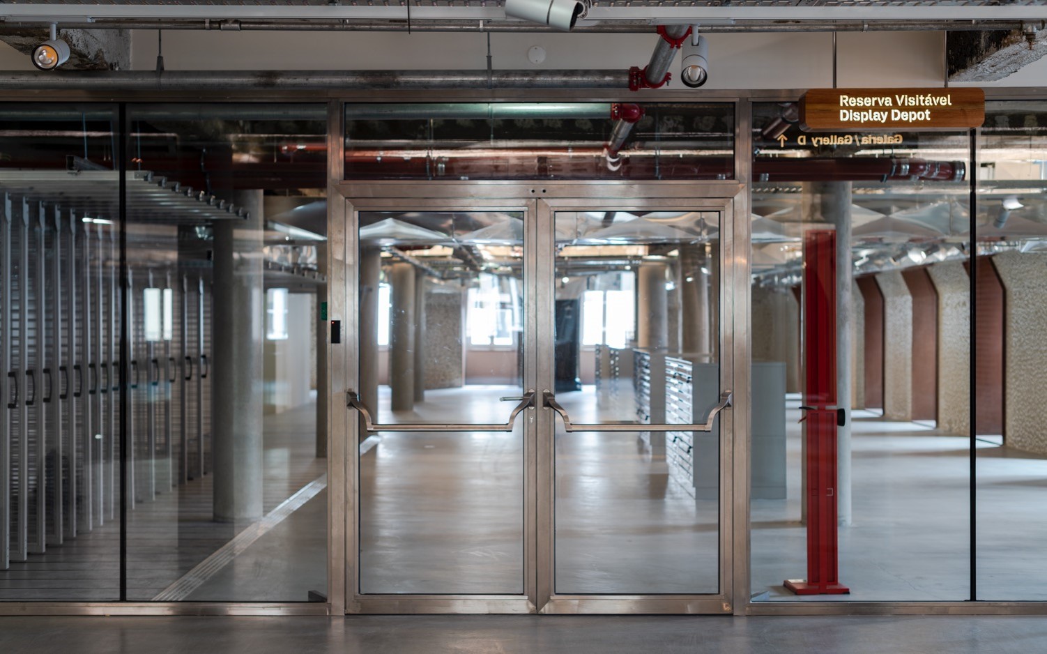 Loja Adquirido pelo Município de Lisboa para integrar o acervo do MUDE